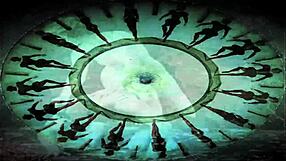 Memek Berbulu Vintage Diekspos di Luar Ruangan Gaya Retro