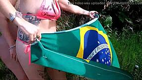 Squirt das meninas no guarujá with big tits and orgasm