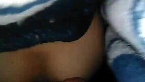 I met a random girl outdoors under a blanket