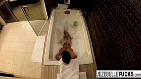 Sexy Jezebelle Bond films herself masturbating in the bath