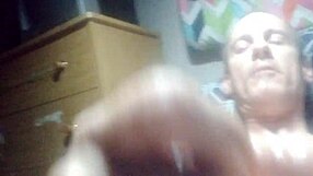 Amateur cock display in close-up