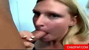 Watch This Amateur Facial Cumshot!