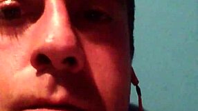 Norwegian babe masturbates her pussy