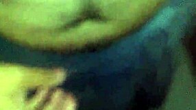 Garoto Se Masturbando Depois Do Banho