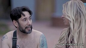 Prawie Żonaty Facet Rżnie Byłą Miłość Ostro na Kurorcie