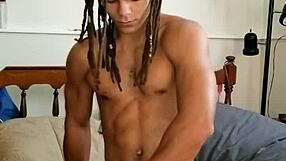 Ivory White Explores Bisexual Twink Feet And Ass