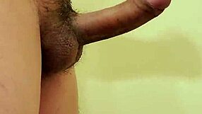 Γεια, απλά χαλαρώνω και ευχαριστιέμαι εδώ