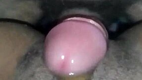 Me dan duro y me devor� su verga