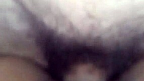 Me dan duro y me devor� su verga