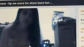 嘿，想看我在摄像头前玩啥花样吗？