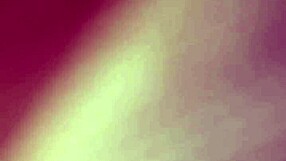 An amateur captures everyday moments in a simple story.