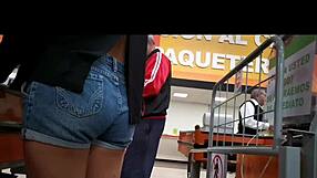 spying on that amazing culo at the super