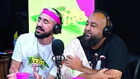 Amateur Gay Shows Ass in California Summer