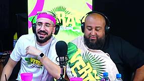 Amateur Gay Shows Ass in California Summer