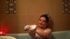 BBW Enjoys Fetish Bath