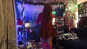 Hey Steffi, show us that Velma cosplay dance! Your hotwife moves are killing it sans pussy reveal.