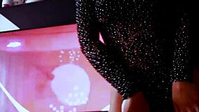 Dancing With Big Tits And Ass Exposed.