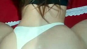 嘿，看这个狂野业余操，胖妞吞下巨大黑鸡巴