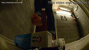 Country bombshell bimbo crushes tiny 18+ mac truck intensely