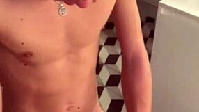 필리페 투가 XXL 피스팅, 내 엉덩이 엄청 강렬해!