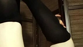 Check out this freebie xxx compilation