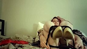 Babe In Heels Uses Vibrator For Intense Anal Self-Pleasure On Webcam. Choking And Smothering Herself With Toys.