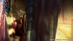 My indian girlfriend dances and exposes her natural booty, making me so excited