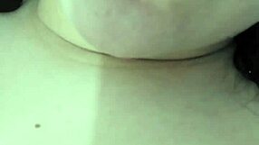 I'm so horny kiss my mouth and pussy!