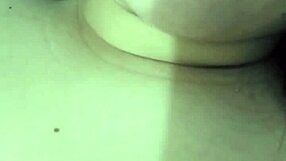 I'm so horny kiss my mouth and pussy!