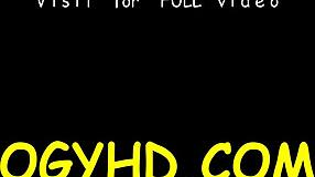 Είδα έναν γέρο να βάζει το καυλί του σε σφιχτή τρύπα.