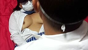 استعدي يا زوجة أبي، سأمص كسك حتى يخرج سائلك ويبلل شفتي الجائعة لنيكك بقوة يا عاهرة!