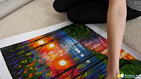 Харесва ли ти да зяпаш откритите ми цици?