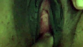 Spanish European Mami Squirting Pussy