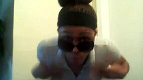 is bliss walker ready for some mature amateur hood fun?