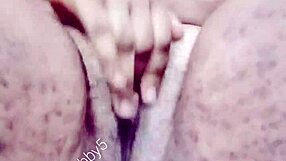 johannesburg queen masturbates and squirts