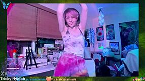 chill dancey stream with sensual teasing