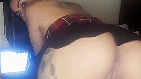 Bia Hot Student Naughty Shows Pussy Without Panties