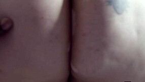 لاتينية بمؤخرة كبيرة فيكي بلاش تهيمن على جاي