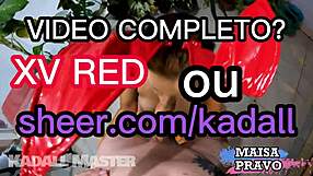 Maisa Pravo giving blowjob while cosplaying