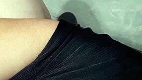 i flashed at laundry mat to mature lady who looked surprised