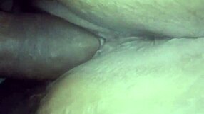 Baell Dickblack Comedor da anal hardcore a milf madura en sesión intensa