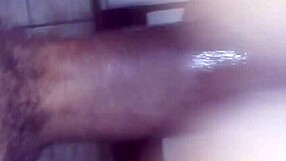 Baell Dickblack Comedor da anal hardcore a milf madura en sesión intensa