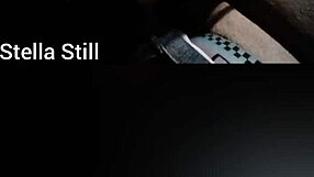 بوكيت وشفط في السيارة مع ستيلا ستيل كاملة بالأحمر