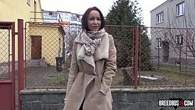 Francis Belle tvrdě ošukaná za svezení v divokém dobrodružství BreedBus!