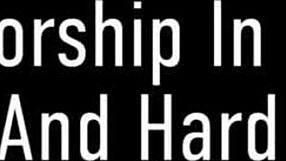 哇，Scott Rhodes疯狂舔Maxine X的骚穴！