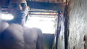 Pantaneiro in favela, bathing naughty on Instagram page