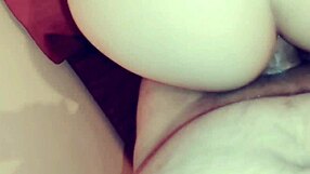 بنت مغربية، منحنية، تاخده عميق في طيزها، عاجبك كده؟