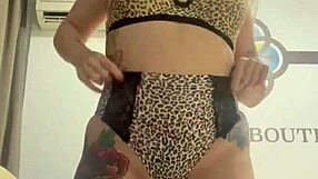 Sexy Teen Teasing in Beautiful Lingerie!