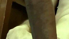 I masturbate pleasurably in personal session