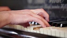 Twink chlapci v divokej vonkajšej skupinovej orgii